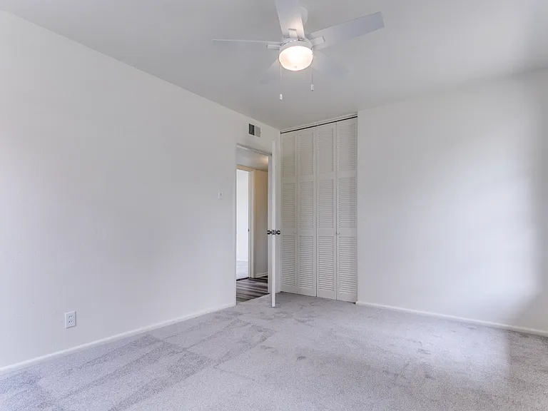 451 Kate Schenck Ave — Photo 12