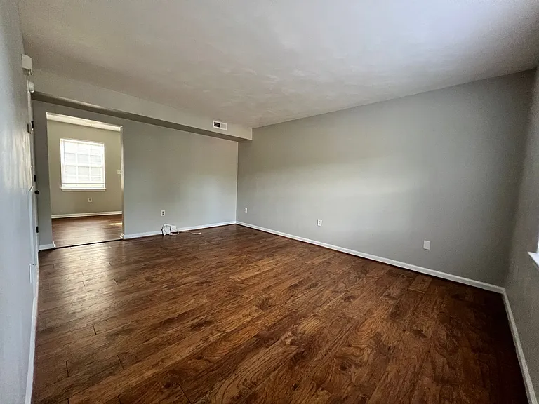 3517-3523 Troxell Rd SE — Photo 12