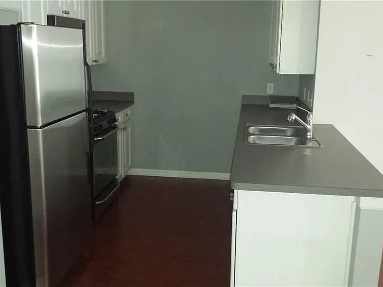 2088 Arcadia Dr — Photo 7