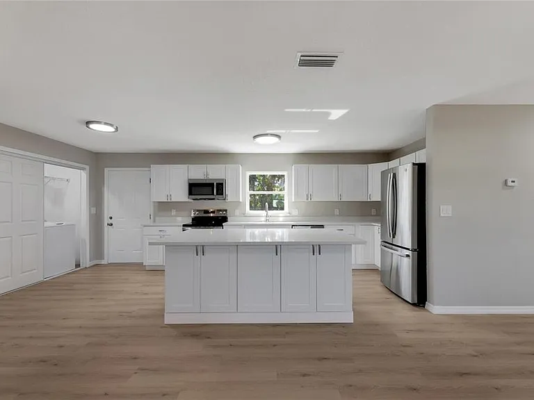660 Flamingo Dr — Photo 13