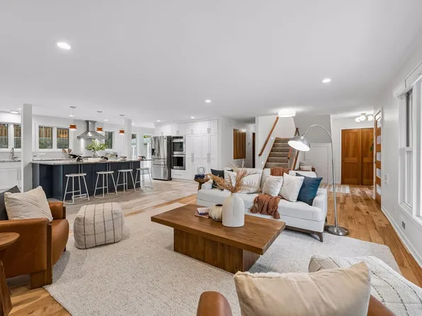 6008 Concord Ave, Edina, MN 55424