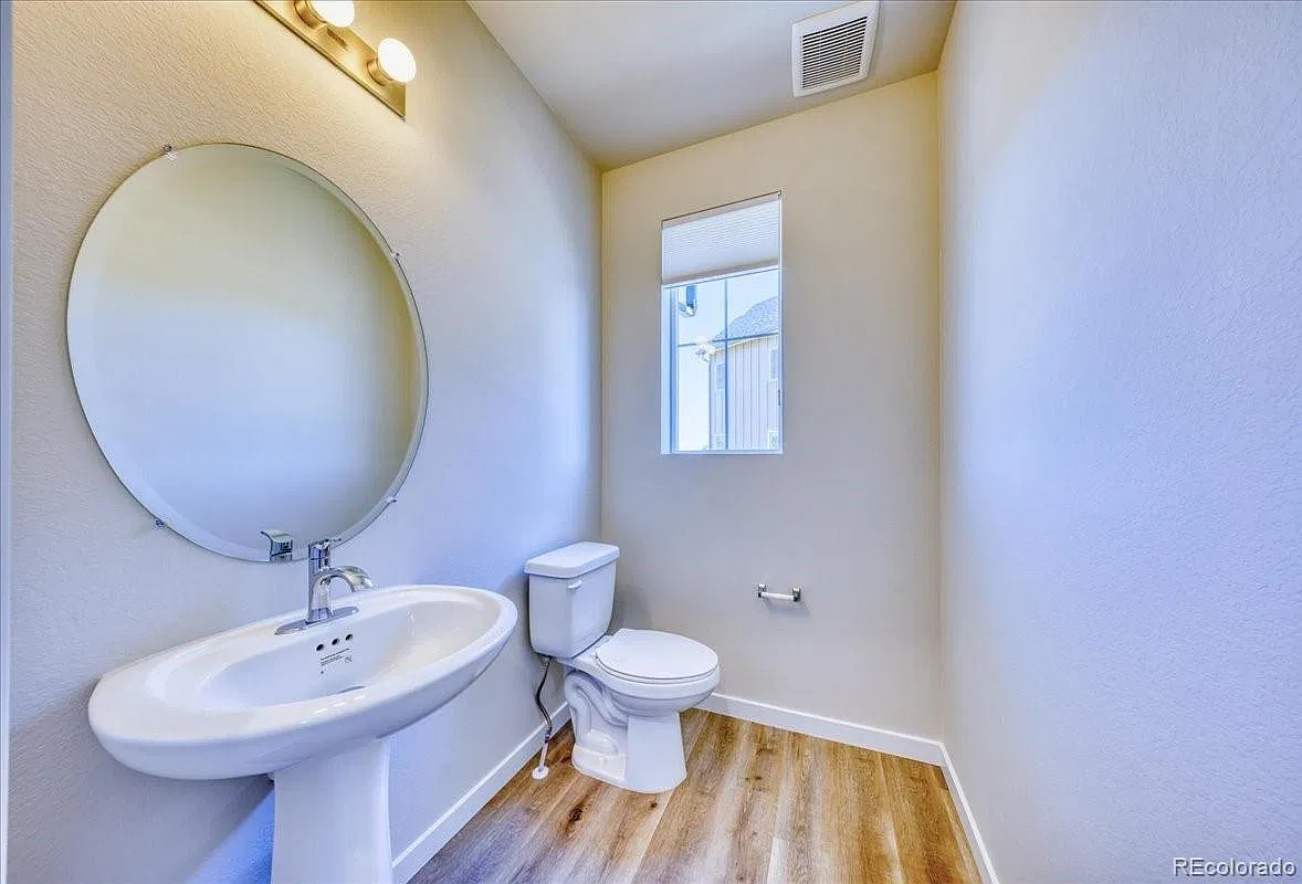 3 bed, 2.5 bath, 1654 sqft, $2,850 — Photo 4