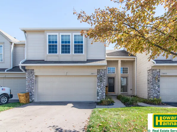 26677 Kirkway Dr, Woodhaven, MI 48183