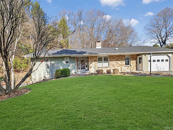 3rd image of 123 Fleury Road