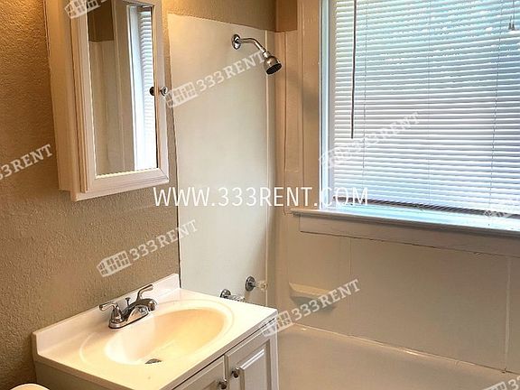 4th image of 524 Benton Blvd APT 34