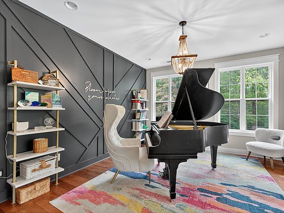 5th image of 7379 Overbey Rd