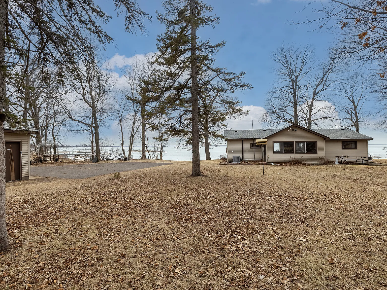 2 bed, 1111 sqft, $2,250 — Photo 3