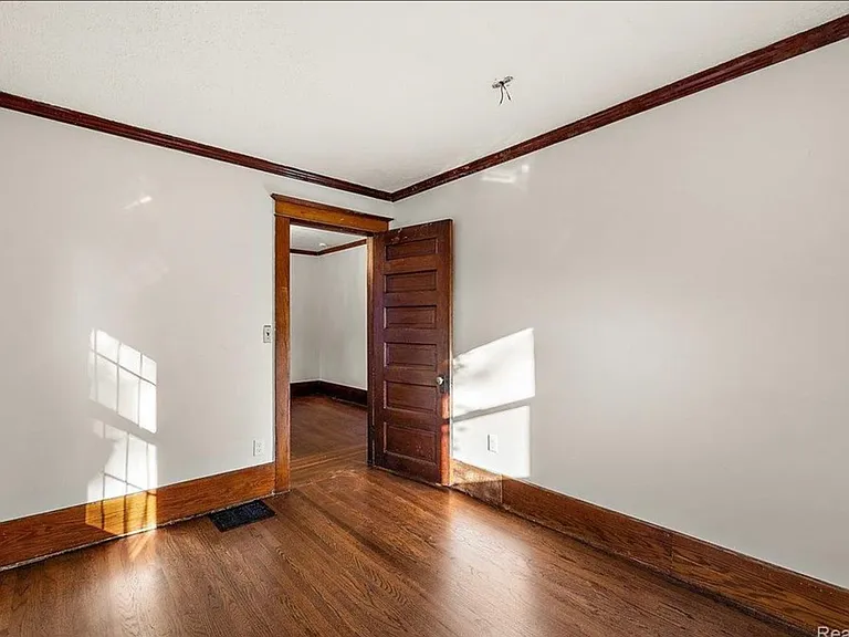438 N Bailey St — Photo 23