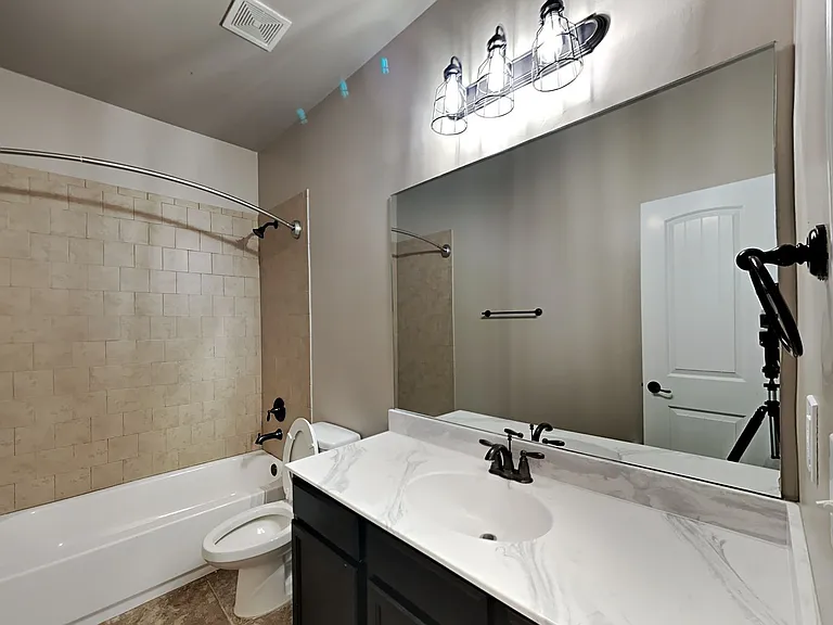 11305 NW 94th St — Photo 14