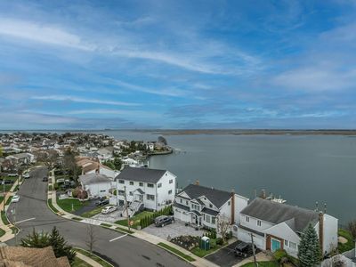 2959 Clubhouse Road, Merrick, NY, 11566