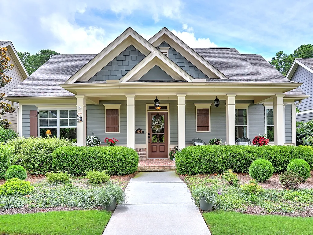1009 Grey Village Way photo 1