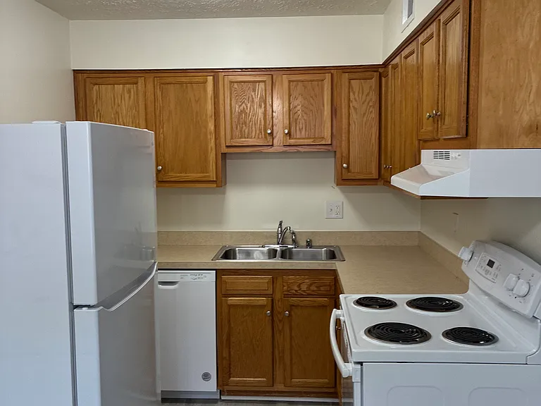 6105 Julie Kays Way #3 — Photo 4