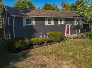 102 W Douglas St, Saint Joseph, IL 61873