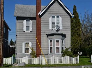 2418 R Ave, Anacortes, WA 98221