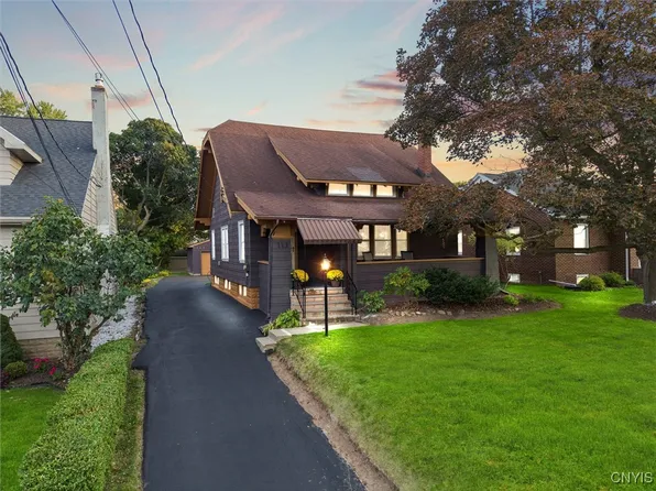 113 Russet Ln, Syracuse, NY 13209