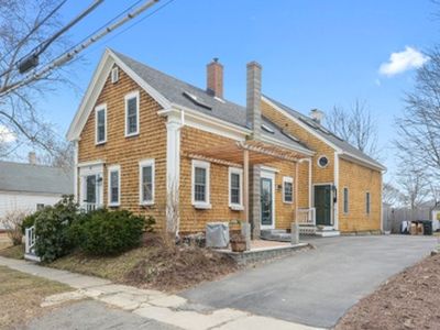 45 Oakland St #B, Newburyport, MA, 01950
