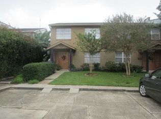 86 New England Ct, Gretna, LA 70053