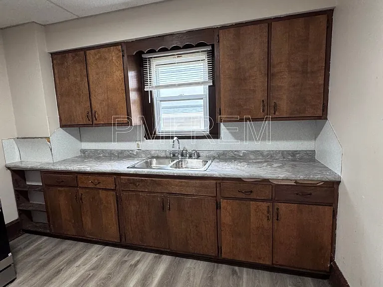 1023 Harrison Ave SW — Photo 8