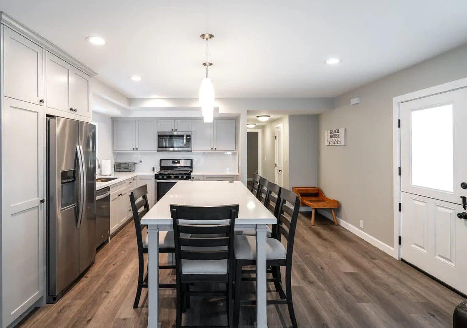 Balboa Island Duplex Near Ferry, Patio and Parking — Photo 4