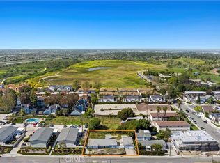 1022 W Wilson St, Costa Mesa, CA 92627