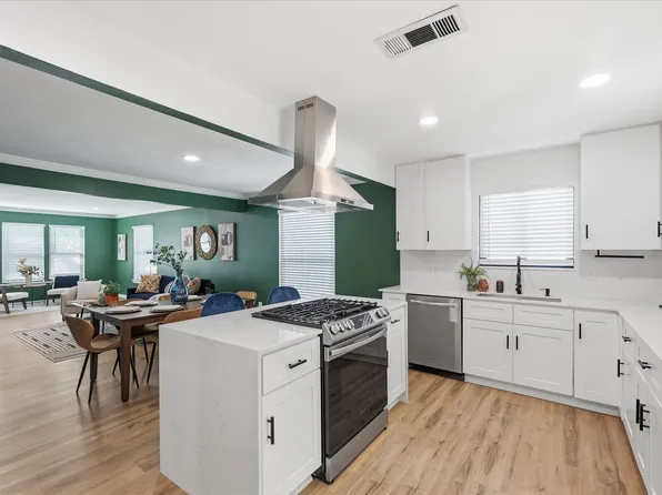 1235 Barlow Ave, Dallas, TX 75224