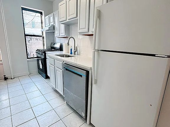 4th image of 32-36 48th St #1D