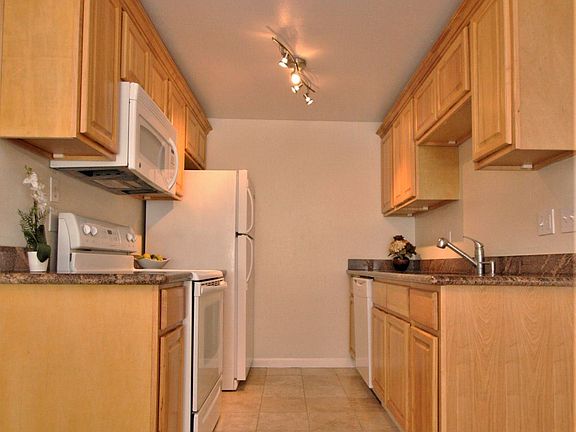 5th image of 501 N J St #11203008