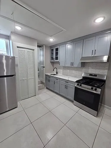 25 Nichols St #1 Photo 1