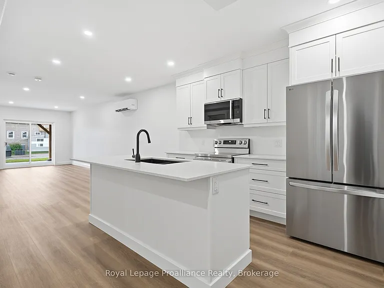 90B Lywood St #LOWER — Photo 9