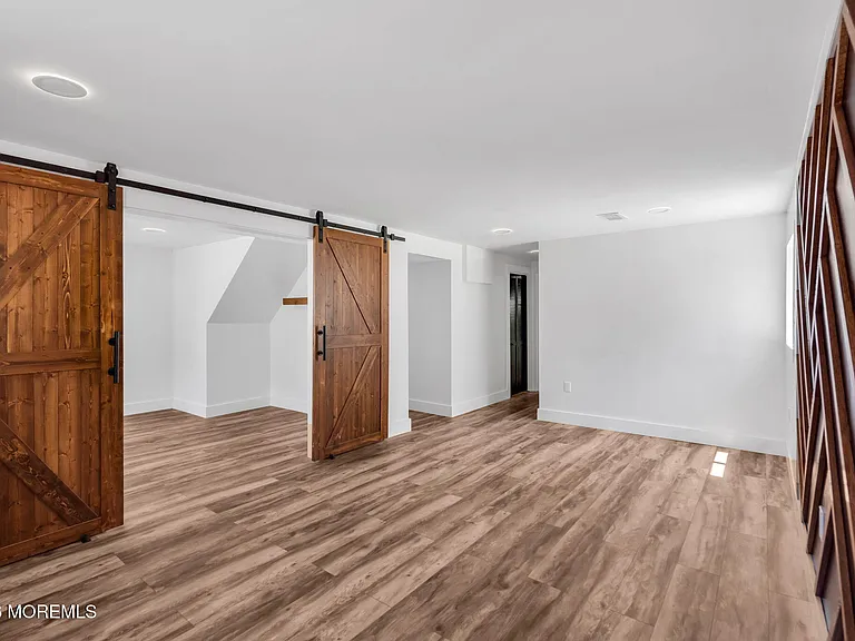 24 Woodlark Rd — Photo 13
