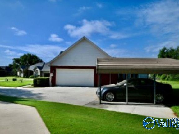 2nd image of 2711 Compton Dr SW