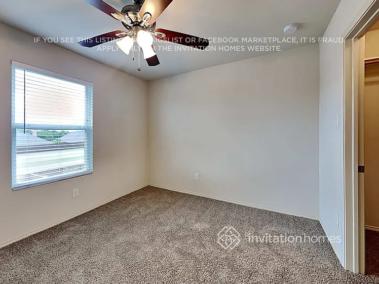 2820 Englefield Grn — Photo 14