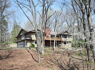 2248 Ridgley Woods Dr, Chesterfield, MO 63005