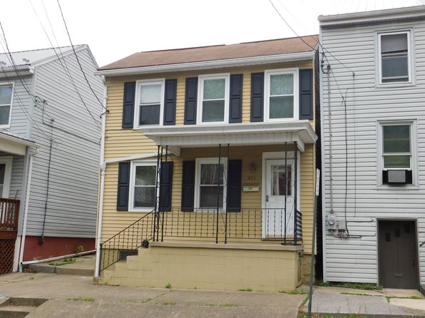 421 Moore St