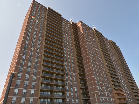 2nd image of 641 Bathgate Dr #389153