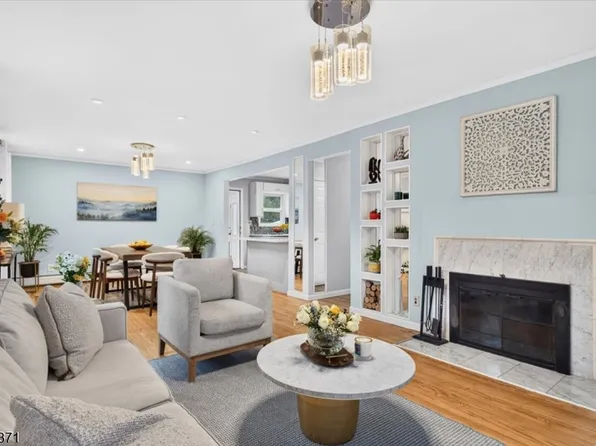 2101 Summit Ter, Linden City, NJ 07036