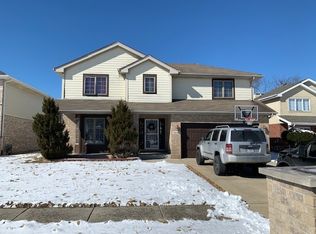 18624 Loras Ct, Country Club Hills, IL