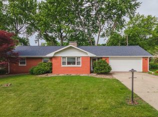 103 Ellis Ave, Normal, IL 61761