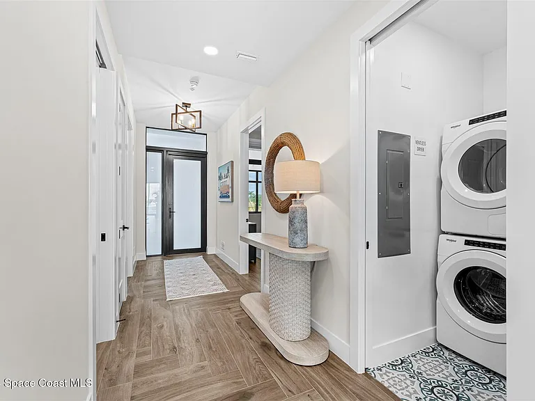 225 Strand Dr #205 — Photo 10