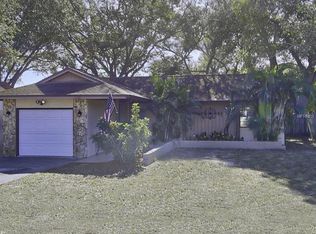 11396 Walsingham Rd, Seminole, FL 33778