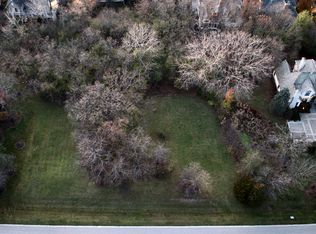 104 N Wynstone Dr, North Barrington, IL