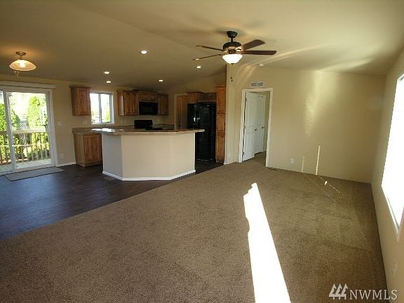 3rd image of 2313 108th St E