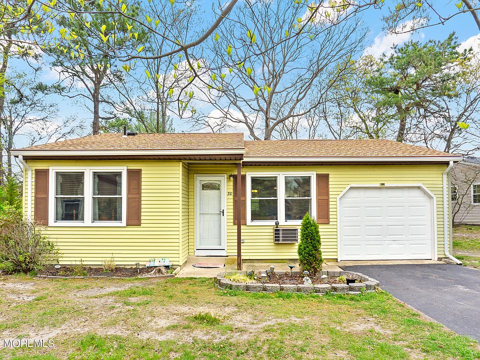 1st image of 30 S Chestnut Avenue