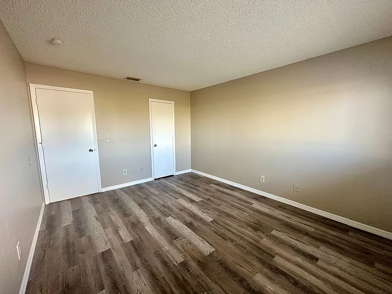 829 Gleason Pkwy — Photo 16