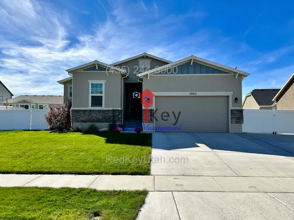 N Spring St Duplex, 5965 N Spring St #B, Tooele, UT 84074