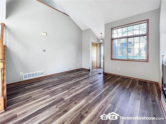 2nd image of 12938 Echo Ln