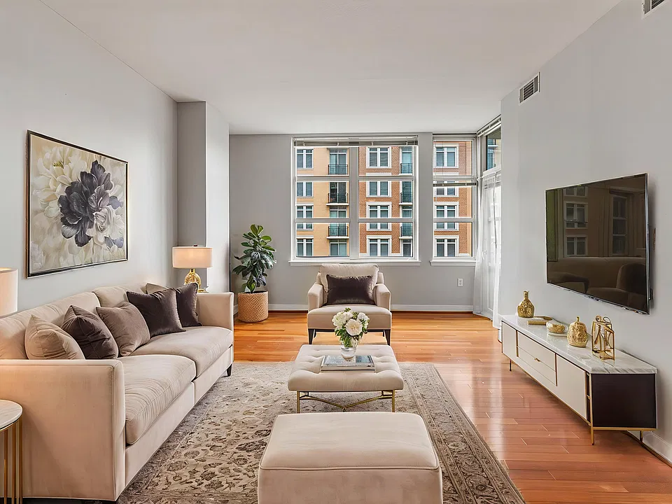 157 Fleet St #608