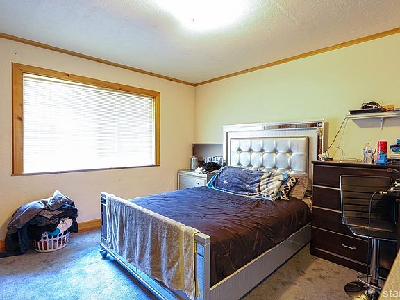 5th image of 940 Cave Rock Ave