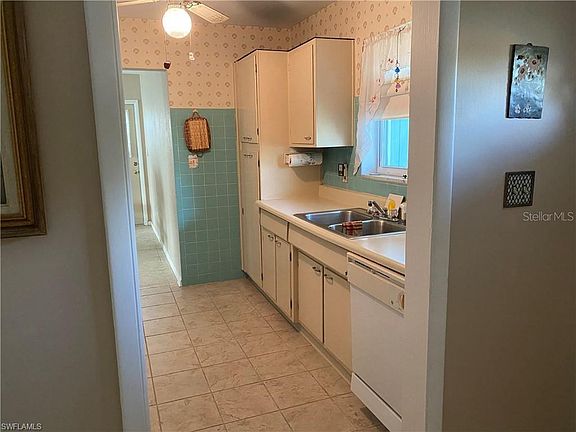 5th image of 2513 Deedra St