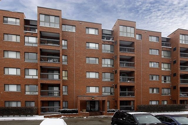 1st image of 3700 Capri Ct APT 210